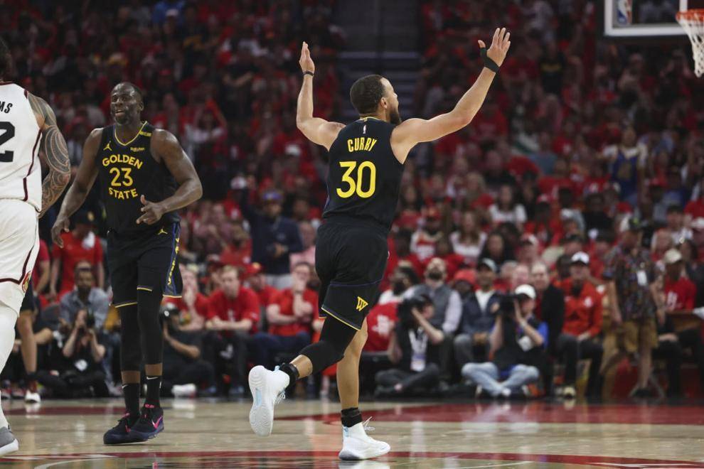 勇士队力争逆袭NBA总决赛