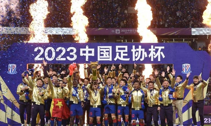申花开场5分钟连进两球，海港防线形同虚设！的简单介绍